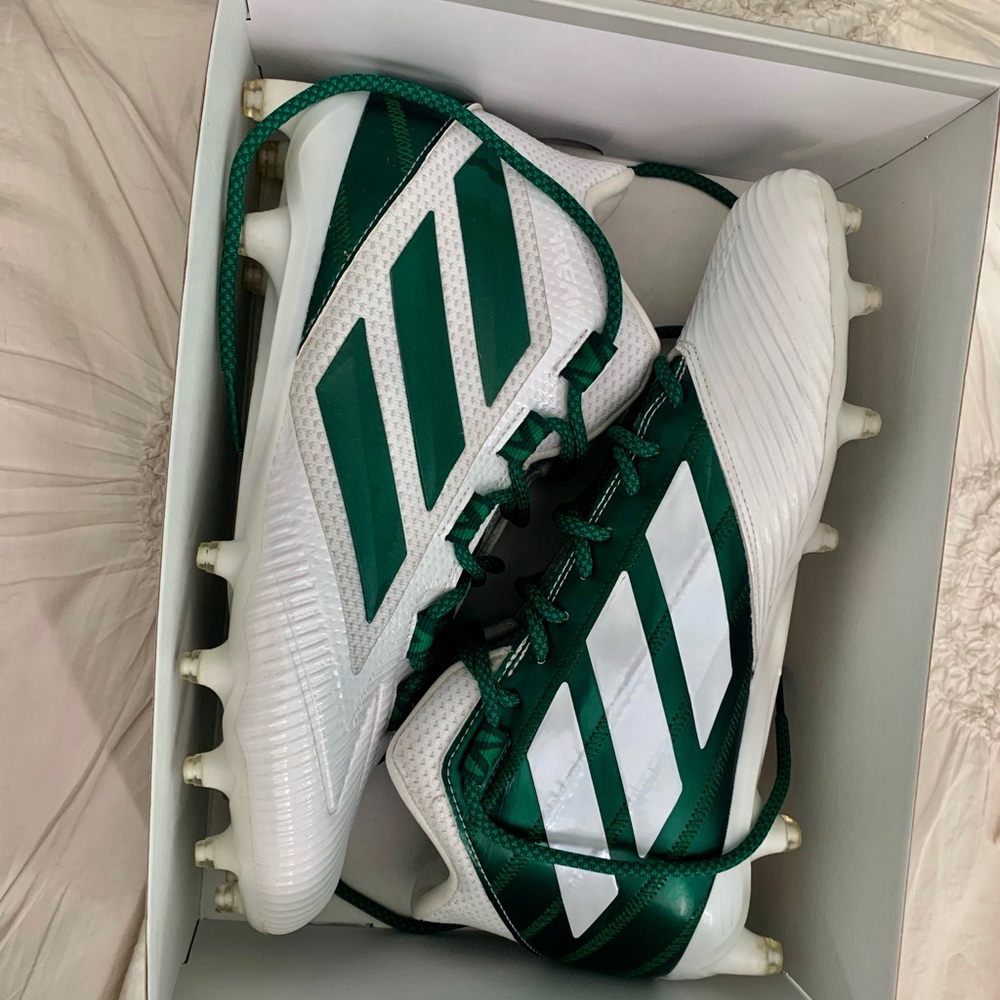 Men’s/Women’s Adidas Freak Carbon Mid cleats